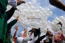 Pelepasan Balon Kampanye Damai