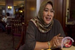 Jenny Rachman ingin wujudkan sertifikasi artis