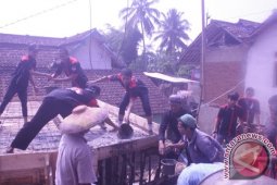 Kampanye terbuka caleg PDIP pilih bangun masjid