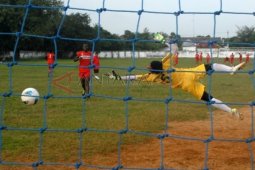 Persiapan Lawan Persela