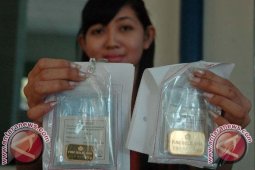 Harga Emas Turun Setelah Naik Lima Sesi Berturut-turut