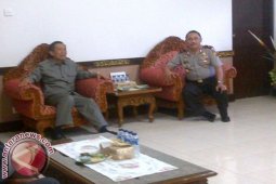 Pastika Ajukan Penangguhan Penahanan Pengancam Dirinya