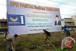 ATRIBUT PARTAI NASDEM