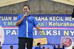 Zulkifli Hasan dan Marissa Haque jurkamnas PAN