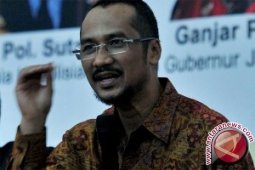 Abraham Samad merasa cocok jadi ketua RT