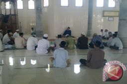 Pengurus Masjid Di Pangkalpinang Ikut Umumkan Pemilu