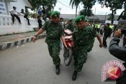 Kotak Suara Di Timika Dirusak Massa
