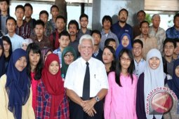 Kaltim Kembangkan Komoditi Unggulan dan Siapkan SDM Berkualitas