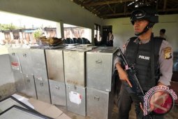 Akibat salah paham, kotak suara di Jambi dibakar oleh saksi