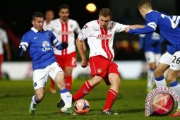 Southampton tundukkan Everton 2-0