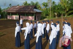 Petani Bengkulu Dirikan Sekolah Gratis
