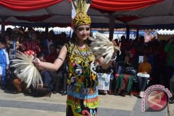 Kaltim Tampilkan Tari Enggang Di Sultra