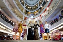 Parade Kebaya Nusantara