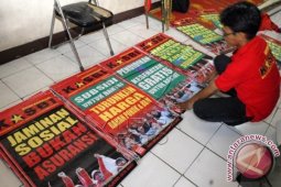 Persiapan Atribut Mayday