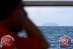 Pimpinan MPR Gunakan Kapal Perang Kunjungi Perbatasan