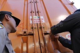 Buka Segel Logistik UN