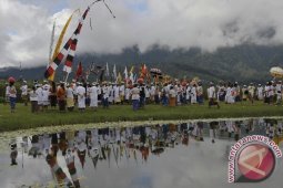 Upacara Nyegara Gunung