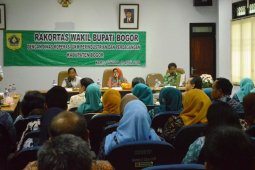 Wabup: Diskoperindag harus bantu modal-pelatihan UKM