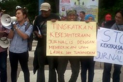Jurnalis Kalbar Demo Tuntut Peningkatan Kesejahteraan