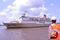 Kapolres Kunjungi Pekerja Pelabuhan Tanjung Kalian
