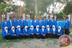 Pengurus Sanggar Seni Seulaweut Dilantik