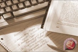 Dekopin Gelar Lomba Karya Tulis Perkoprasian