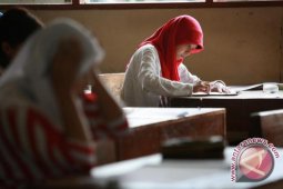 12 Pesereta Tidak Ikut Ujian Paket A