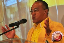 Sebaiknya Partai Golkar Tidak Calonkan Ical