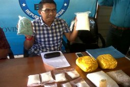 BNN Amankan Kakek Bandar Sabu-Sabu Sebanyak 4,6 Kilogram