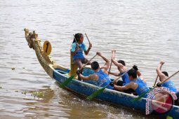 Tujuh Negara Ikut Festival Perahu Naga Internasional
