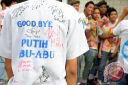 Sambut Kelulusan Dengan Sederhana