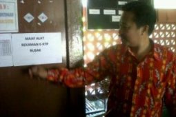 Alat Rekam e-KTP di Mandor Rusak, Ganggu Pelayanan