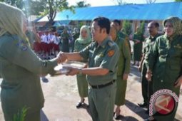 Bupati Gorontalo Utara Tinjau Pelaksanaan UN SD