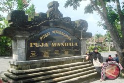 Wisatawan Jadikan Puja Mandala Persinggahan Favorit