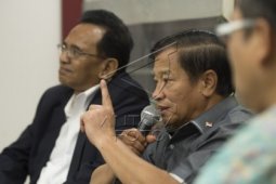 Koalisi Menolak Lupa Gagal Temui Agum Gumelar