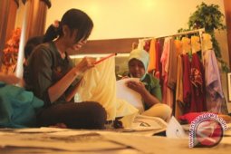 PKK Gorontalo Promosi Kerajinan Kerawang di Inggris