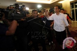 Jokowi Jadwalkan Ziarahi Makam Guru Sakumpul