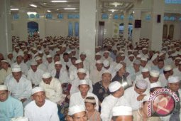 Jamaah Hadiri Haul Guru Sekumpul Martapura