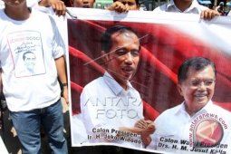 Jokowi Klarifikasi Fitnah di Hadapan Ulama Banten