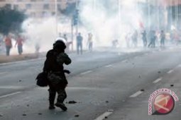 Kepolisian Brazil Bentrok Dengan Demonstran Anti Piala Dunia