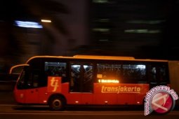 Bus Transjakarta Malam Mulai Beroperasi 1 Juni