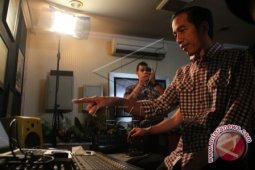 Jokowi Resmi Nonaktif Gubernur Jakarta