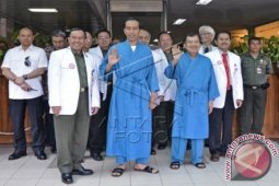 Jokowi-JK Tiba di RSPAD untuk Cek Kesehatan