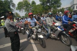 Konvoi Kendaraan Buruh