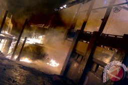 Restoran Gurih 7 hangus dilalap api