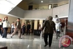 KPK geledah sejumlah ruangan di Pemkab Bogor