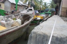 Pendangkalan muara di Karawang cukup parah