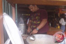 Tukang bakso lolos menjadi anggota legislatif