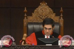 MK Batalkan Undang-Undang Tentang Perkoperasian