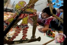 Siswa Kreasi "Wayang Capres"